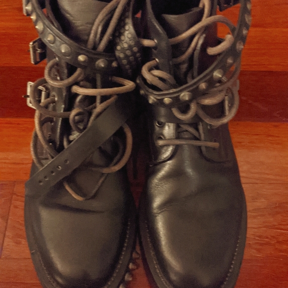 Saint Laurent boot size 36.5 - Picture 3 of 16